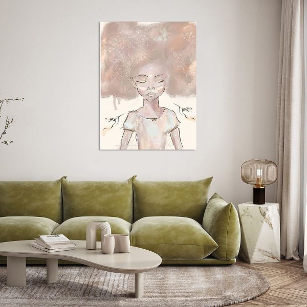 Een schilderij van een meisje met afrohaar in een woonkamer, met daarop het Kolibrie en het Meisje l Canvas.